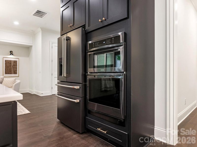 Kitchen Appliance Wall