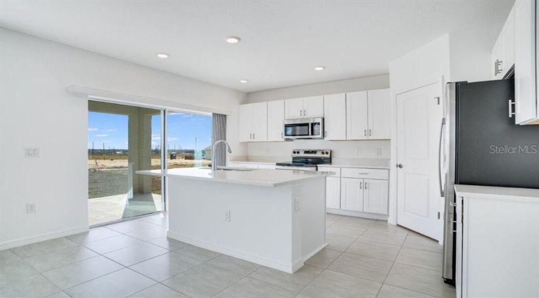 Furnished interior view inside a new home in Scenic Terrace, Lake Hamilton (Image 8). Furnished interior view inside a new home in Scenic Terrace, Lake Hamilton (Image 8).