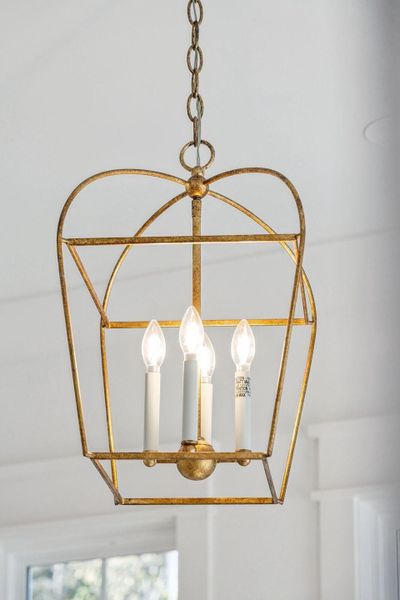 Close-up of interior finishes inside a home in , Awendaw (Image 22).