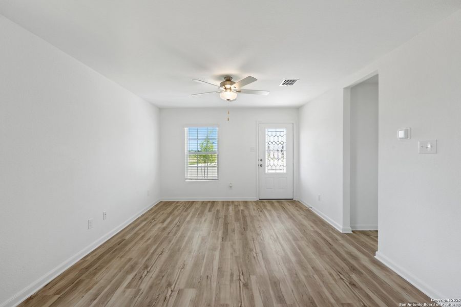Spacious, unfurnished interior of a new home in Blue Wing, San Antonio (Image 12). Spacious, unfurnished interior of a new home in Blue Wing, San Antonio (Image 12).