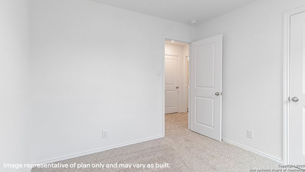 Spacious, unfurnished interior of a new home in Blue Ridge Ranch, San Antonio (Image 21). Spacious, unfurnished interior of a new home in Blue Ridge Ranch, San Antonio (Image 21).