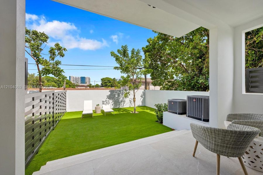 Exterior details and patio area of a home in , Miami (Image 4).