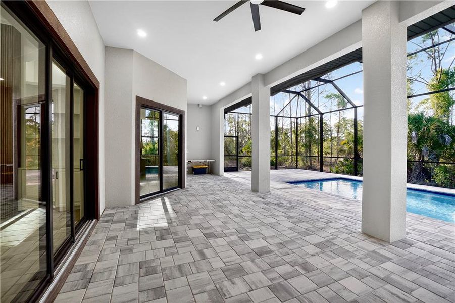 Exterior details and patio area of a home in , Port Charlotte (Image 46).