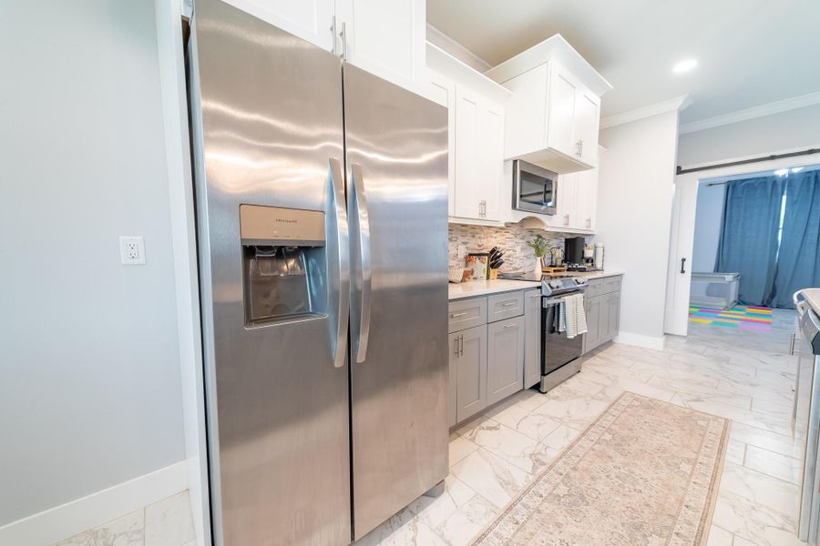 Furnished interior view inside a new home in , Okeechobee (Image 25). Furnished interior view inside a new home in , Okeechobee (Image 25).