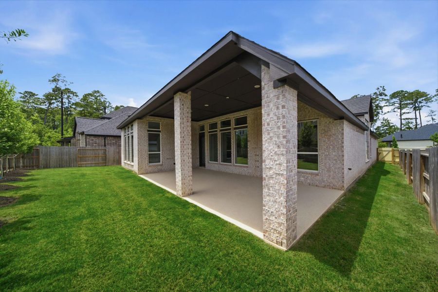 Exterior details and patio area of a home in Audubon 60′, Magnolia (Image 26). Exterior details and patio area of a home in Audubon 60′, Magnolia (Image 26).