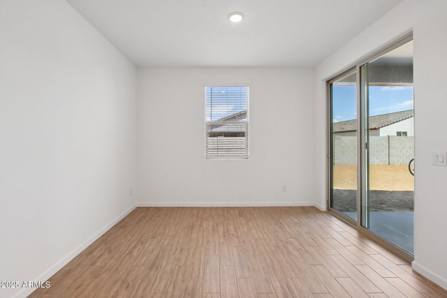 7-web-or-mls-W Brown St-S2708-007