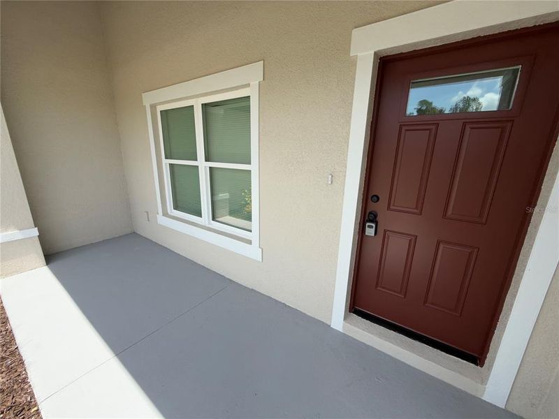 Spacious, unfurnished interior of a new home in , Port Charlotte (Image 20).