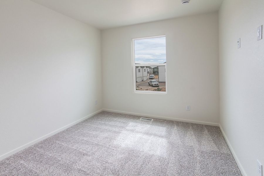 Spacious, unfurnished interior of a new home in Bloom, Fort Collins (Image 37).