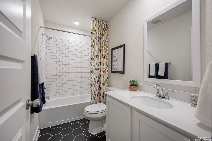 Furnished interior view inside a new home in Buffalo Crossing, Cibolo (Image 27).