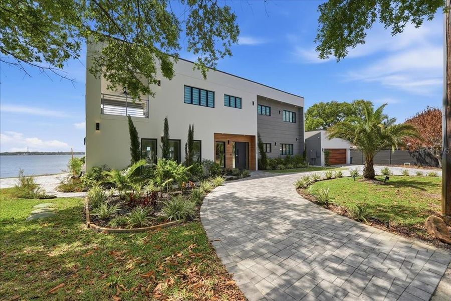 Image 49 of a home in .