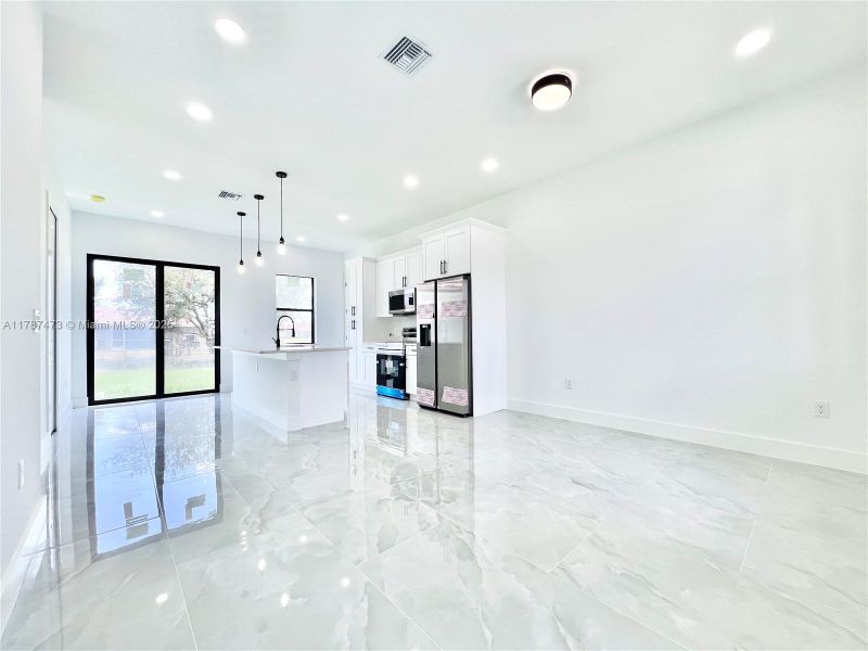 Spacious, unfurnished interior of a new home in , Lehigh Acres (Image 13). Spacious, unfurnished interior of a new home in , Lehigh Acres (Image 13).