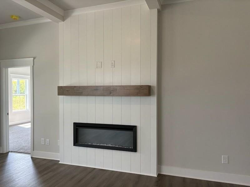 Close-up of interior finishes inside a home in Garland Meadows, Cartersville (Image 10).