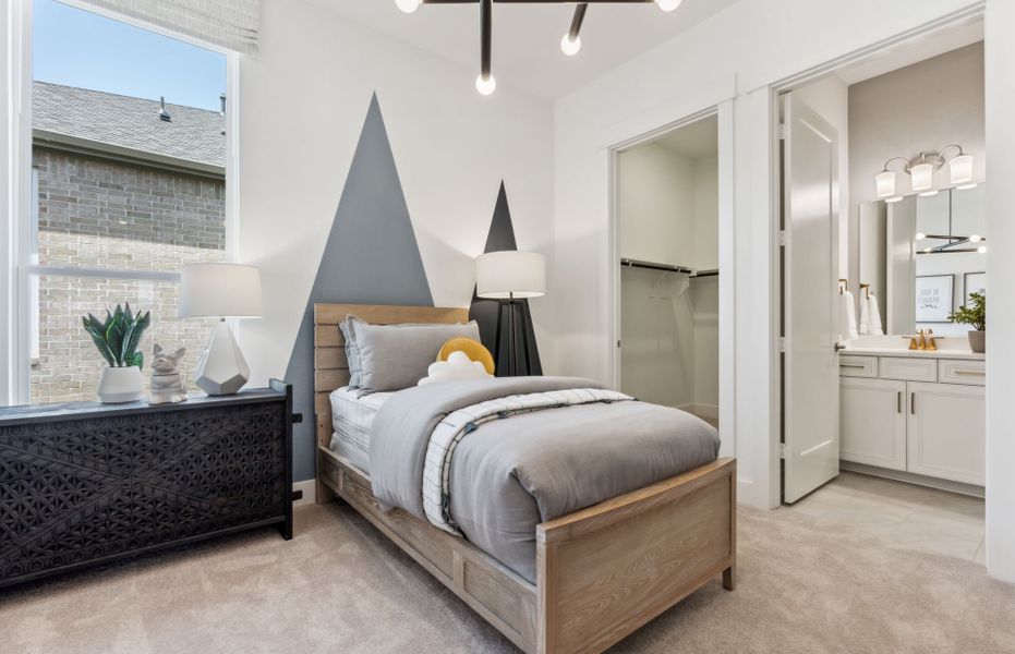 Representative furnished interior of a home built from the Renown by Del Webb in Del Webb Sonoma Verde, Rockwall (Image 11).