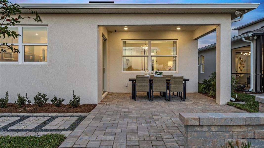 Exterior details and patio area of a home in Cresswind at Lake Harris, Tavares (Image 3).