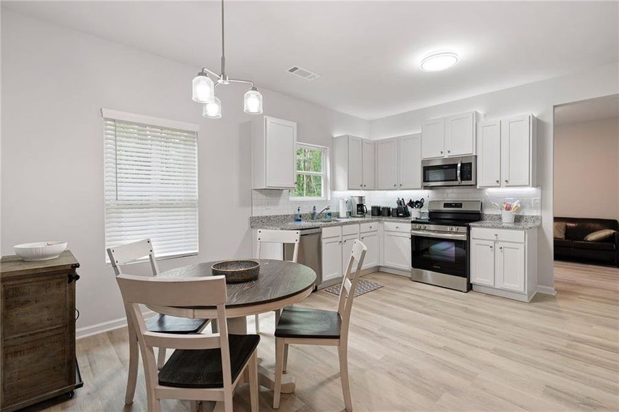Furnished interior view inside a new home in , Dallas (Image 11).