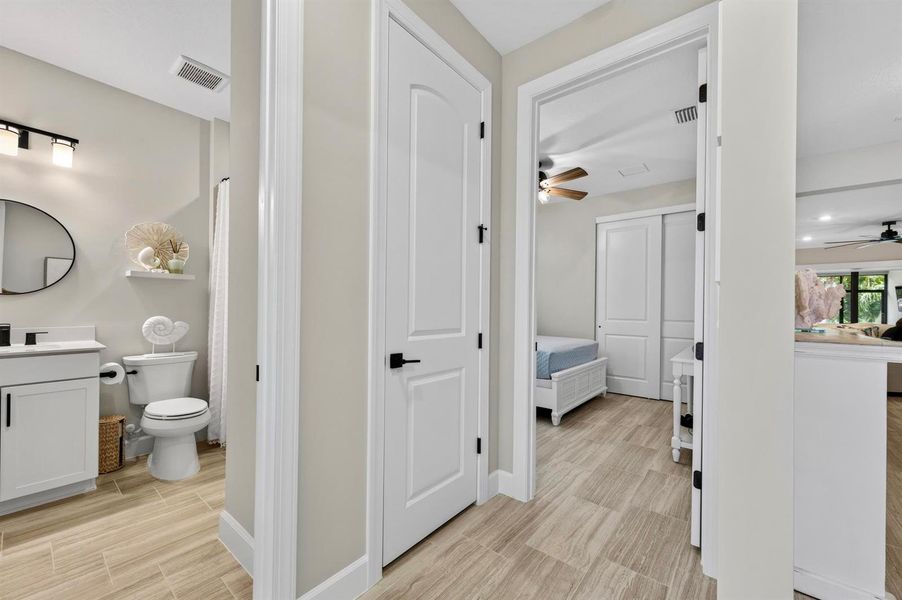 3862 508 BATH 2 to Bedrm 3 3862 508 BATH 2 to Bedrm 3