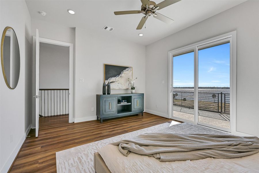 Furnished interior view inside a new home in Lago Pointe, Seabrook (Image 30).
