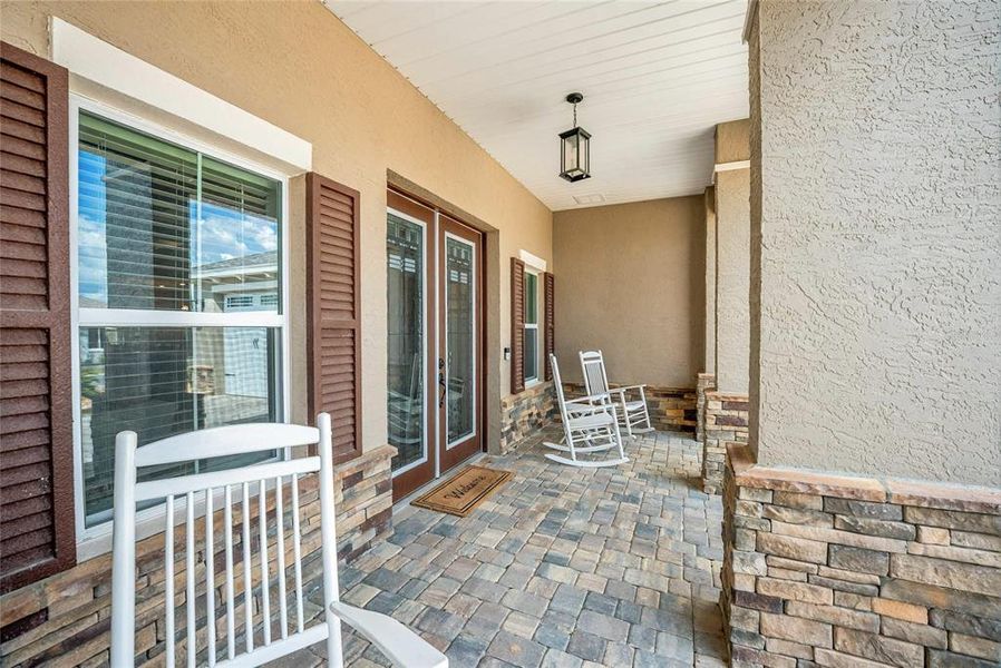 Exterior details and patio area of a home in , Ocala (Image 23).