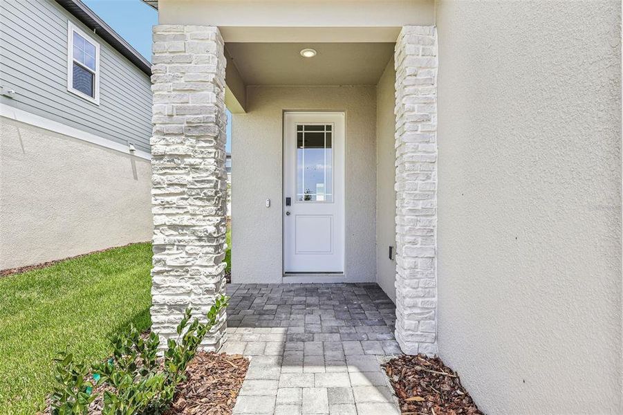 Exterior details and patio area of a home in Cyrene at Minneola, Minneola (Image 22).