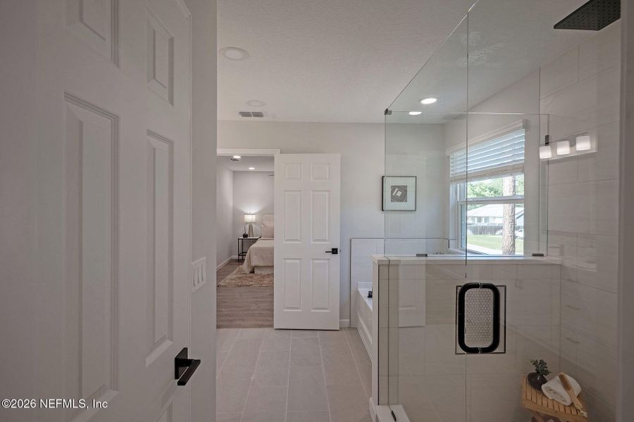 Image 43 of a home in .