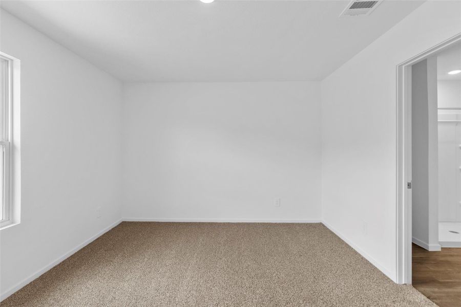 Spacious, unfurnished interior of a new home in The Canopies, Splendora (Image 19).