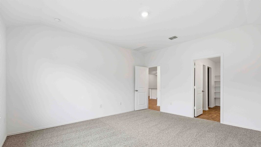 Spacious, unfurnished interior of a new home in Palomino, Manor (Image 14).