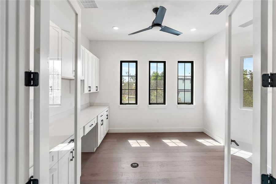 Spacious, unfurnished interior of a new home in , Longboat Key (Image 50). Spacious, unfurnished interior of a new home in , Longboat Key (Image 50).