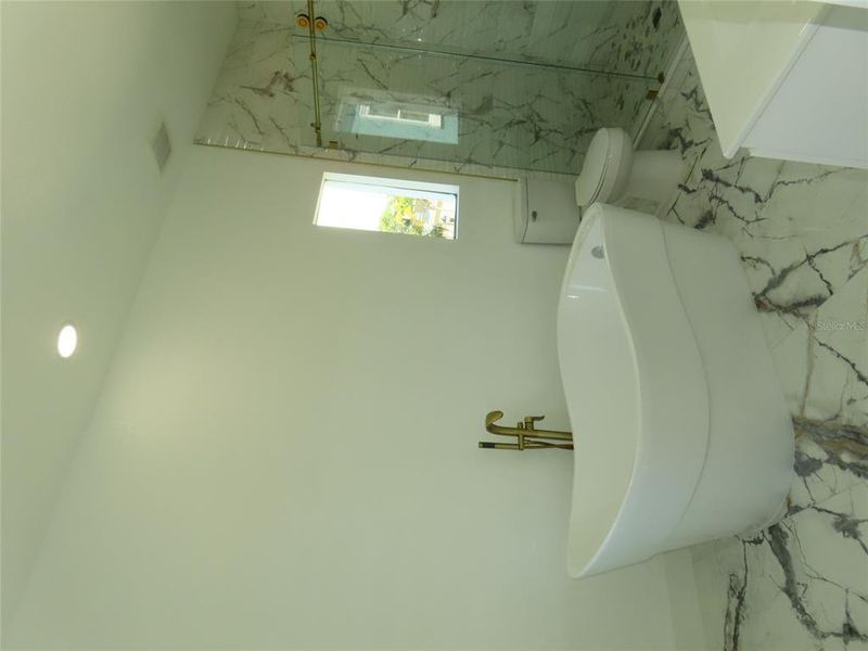Close-up of interior finishes inside a home in , Apollo Beach (Image 11).