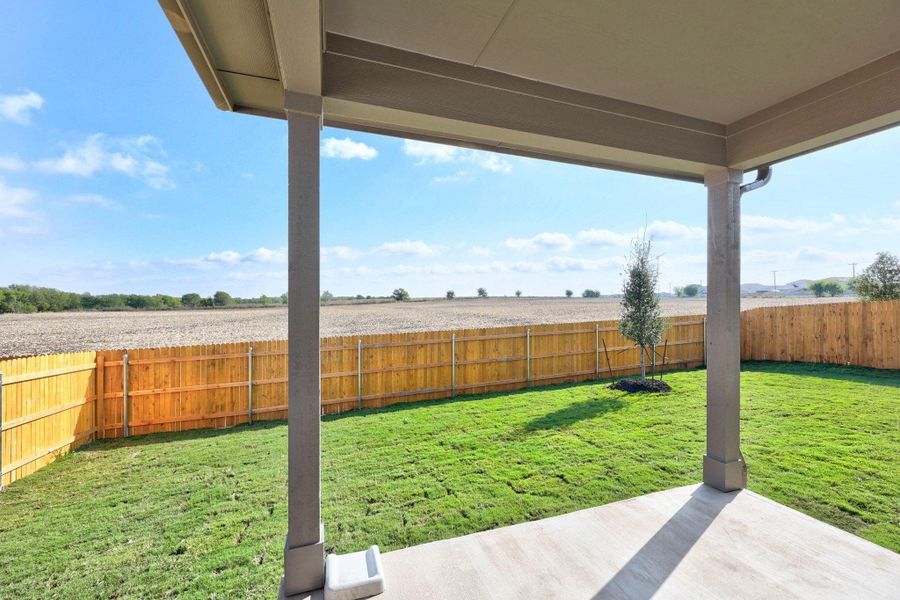 Exterior details and patio area of a home in Prairie Winds, Hutto (Image 14).