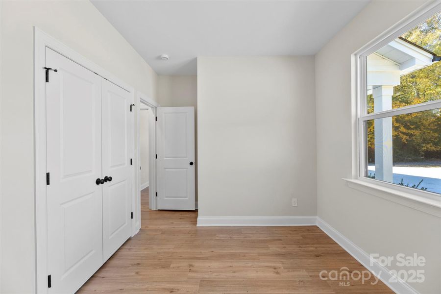 Spacious, unfurnished interior of a new home in , Monroe (Image 31).