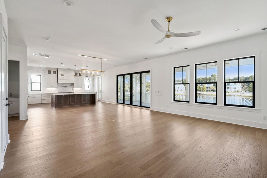 Spacious, unfurnished interior of a new home in , Mount Pleasant (Image 17).