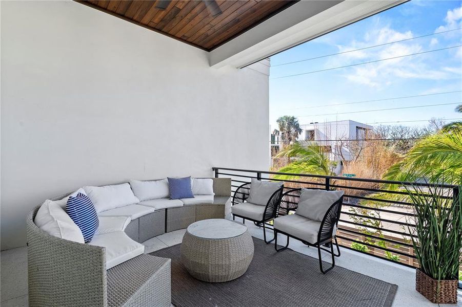 Exterior details and patio area of a home in , Sarasota (Image 22).