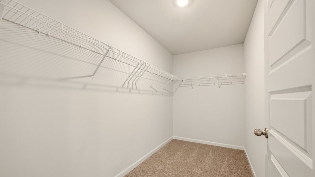 Representative unfurnished interior of a home built from the Saratoga by D.R. Horton in Shoal Creek, Hampton (Image 25).