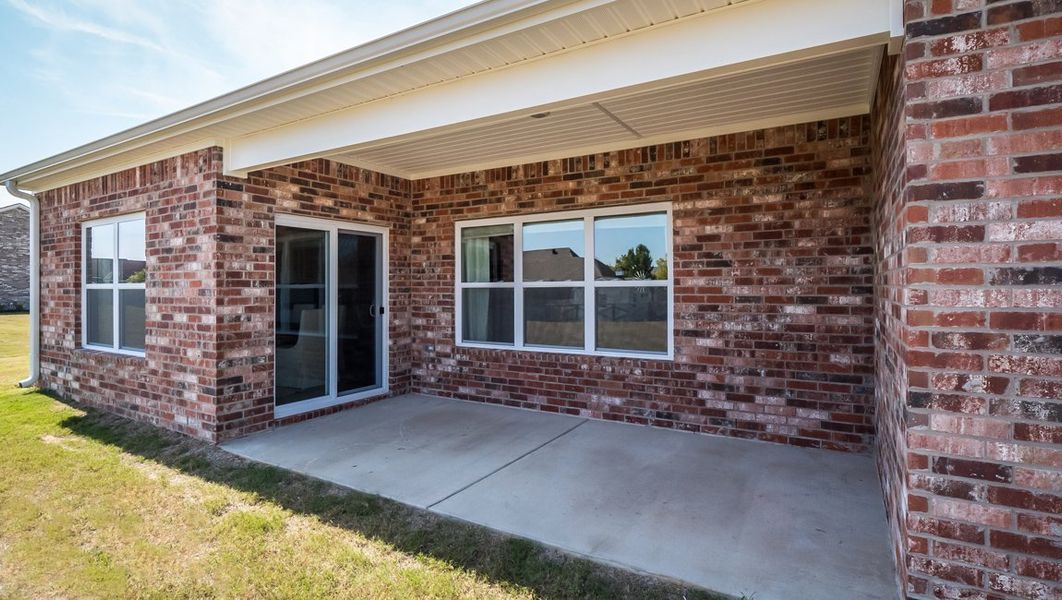 Representative exterior photo of a completed home built from the CAIRN by D.R. Horton in Riverwood Gardens, Oakland, TN (Image 20).