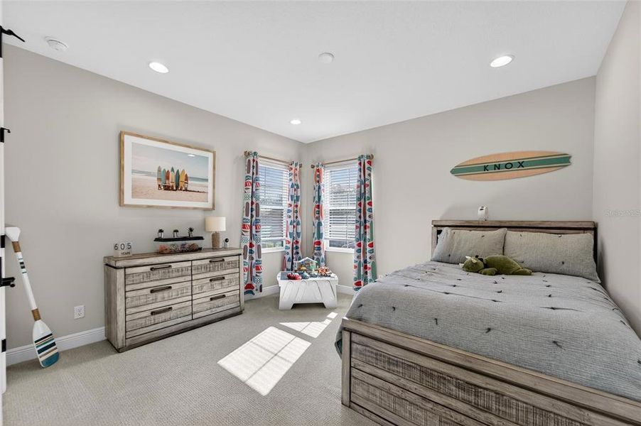 Furnished interior view inside a new home in Creek Ridge Preserve, Lithia (Image 65). Furnished interior view inside a new home in Creek Ridge Preserve, Lithia (Image 65).