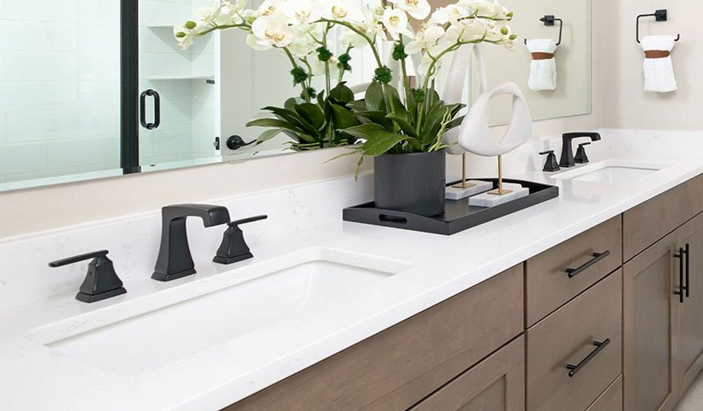 Copper-B951-Stonehaven Bathroom