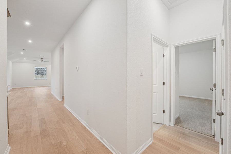 Spacious, unfurnished interior of a new home in Crosswinds, Kyle (Image 16). Spacious, unfurnished interior of a new home in Crosswinds, Kyle (Image 16).