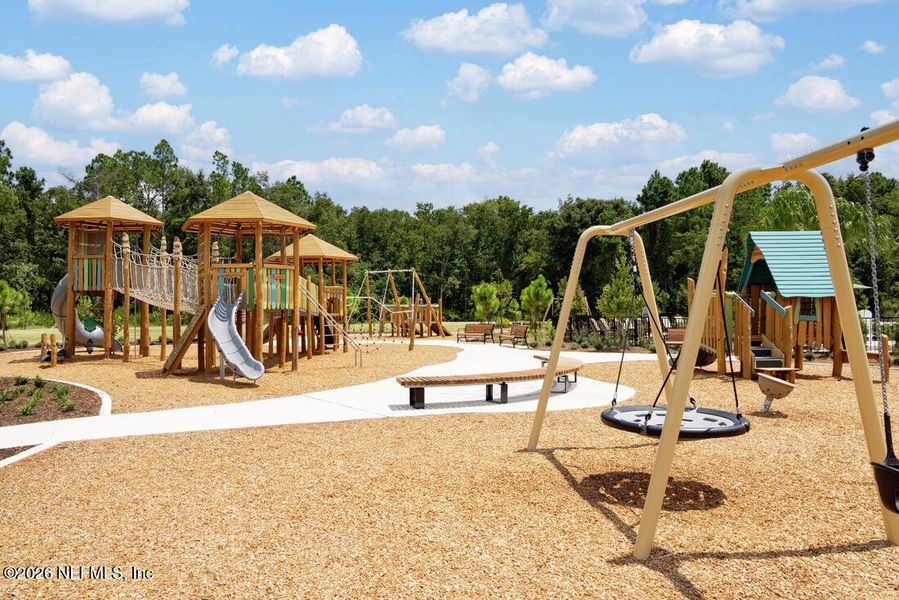 Community amenities in , St. Johns (Image 29).