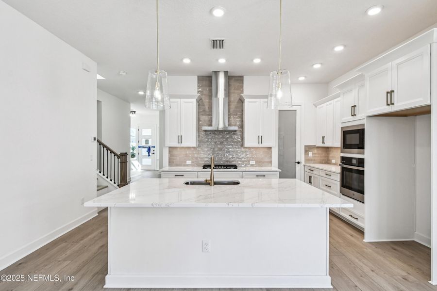 Furnished interior view inside a new home in Crosswinds 40’, Ponte Vedra (Image 10).