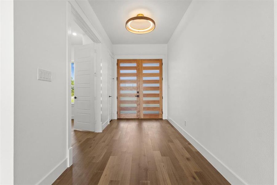 Spacious, unfurnished interior of a new home in , Greenville (Image 19).