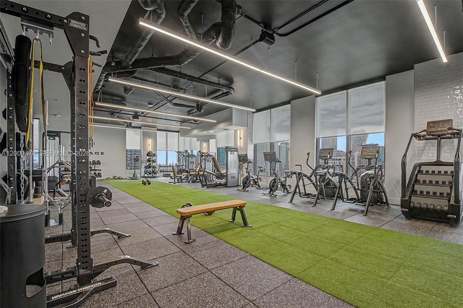 Community amenities in , Miami (Image 34).