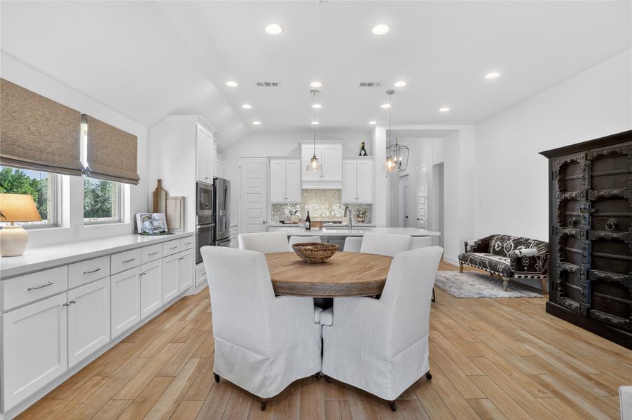 Furnished interior view inside a new home in Wolf Ranch, Georgetown (Image 11).