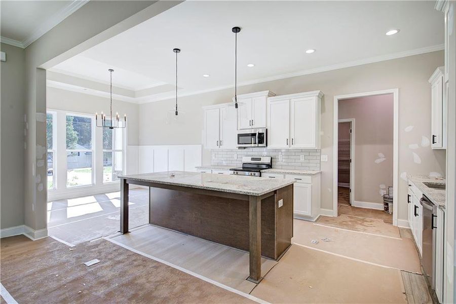 Furnished interior view inside a new home in , Dallas (Image 7).