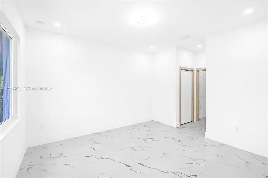 Spacious, unfurnished interior of a new home in , Lehigh Acres (Image 15). Spacious, unfurnished interior of a new home in , Lehigh Acres (Image 15).