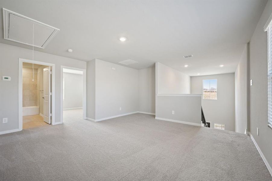 Spacious, unfurnished interior of a new home in Eastridge - Spring Series, McKinney (Image 26). Spacious, unfurnished interior of a new home in Eastridge - Spring Series, McKinney (Image 26).