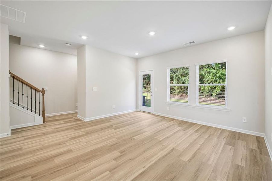 Spacious, unfurnished interior of a new home in Artisan Walk, Fairburn (Image 32).