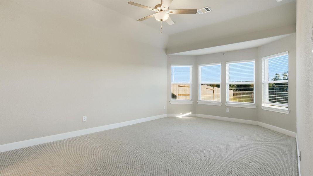 Spacious, unfurnished interior of a new home in Alexander Estates, Tomball (Image 18). Spacious, unfurnished interior of a new home in Alexander Estates, Tomball (Image 18).