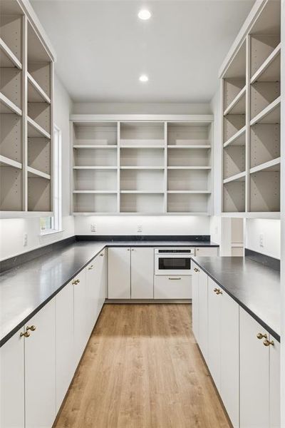 Spacious, unfurnished interior of a new home in , Midlothian (Image 37). Spacious, unfurnished interior of a new home in , Midlothian (Image 37).