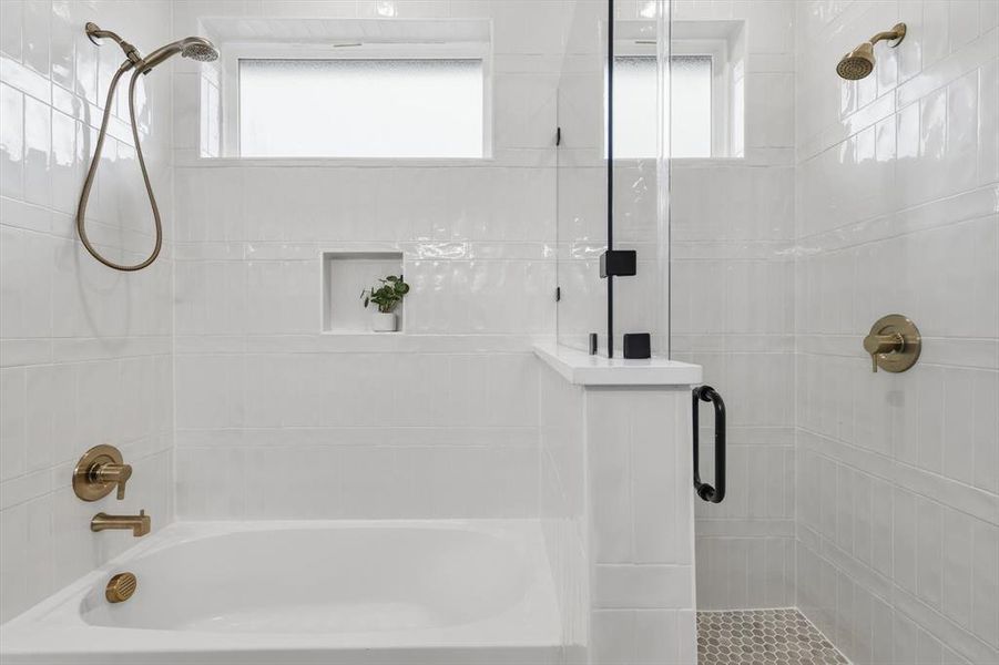 Close-up of interior finishes inside a home in , Fort Worth (Image 20).