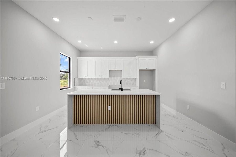 Image 20 of a home in . Image 20 of a home in .